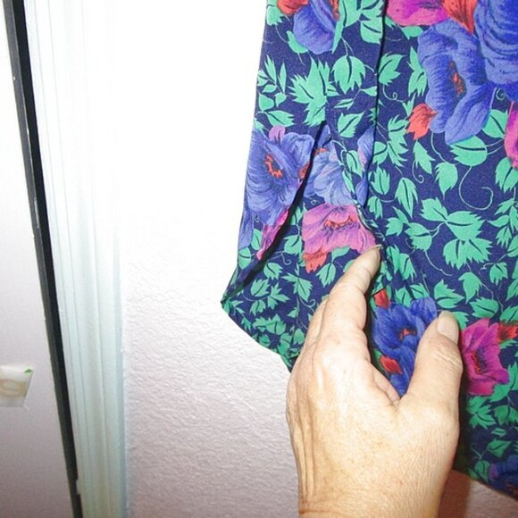 Victoria’s Secret SATIN Sleepshirt Size L EMERALD FLORAL Gold Label LOUNGEWEAR - Picture 6 of 10